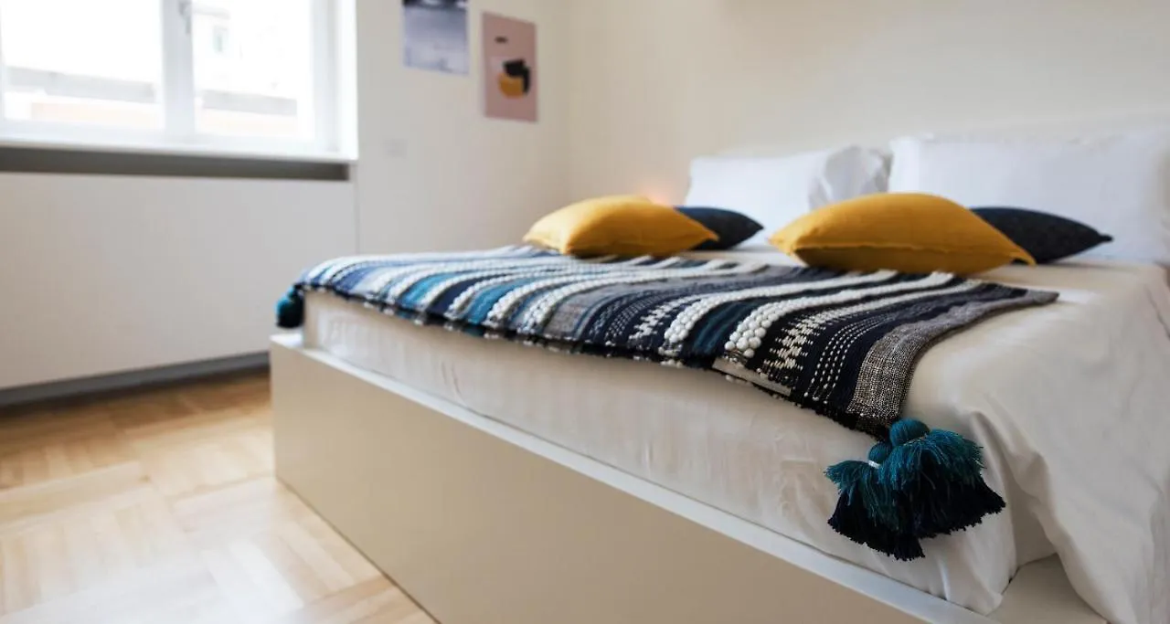 Dante Apartment By Holiday Solutions Como