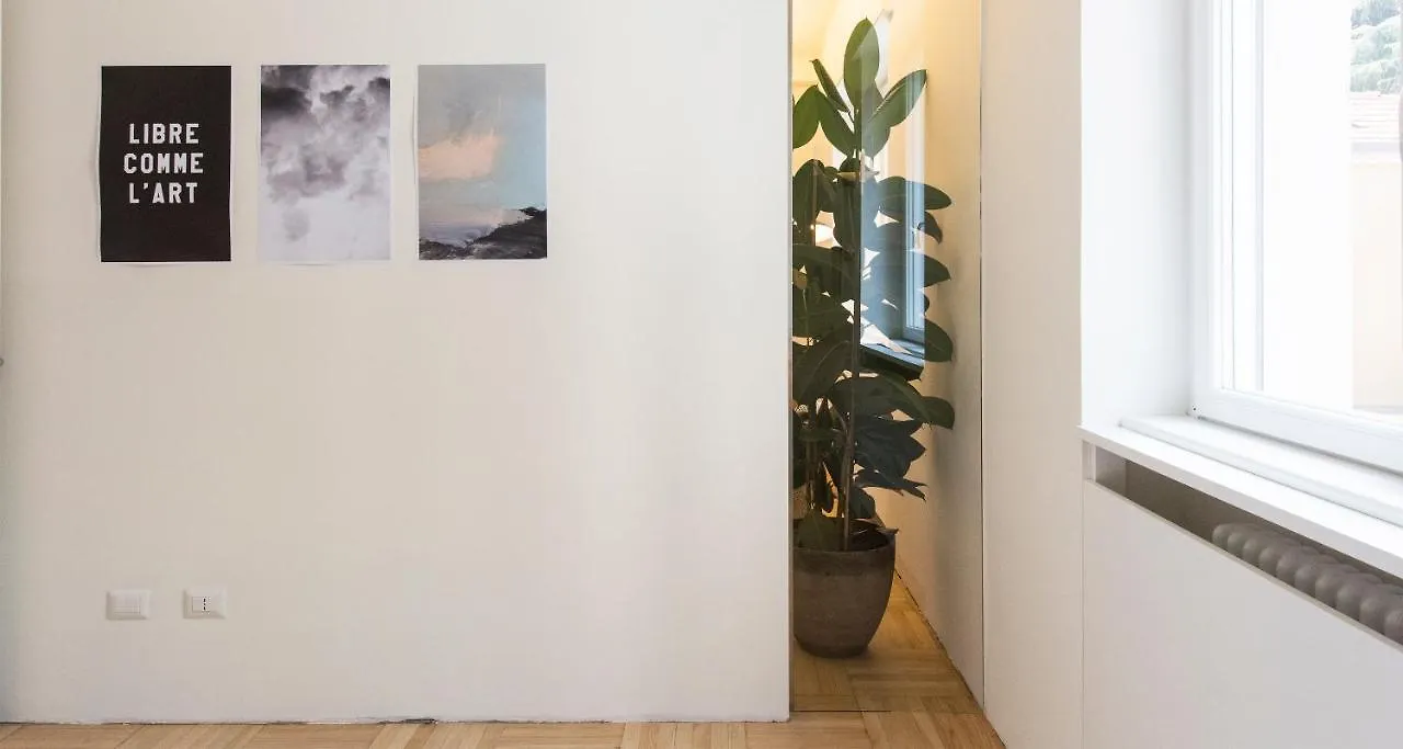 Dante Apartment By Holiday Solutions 코모