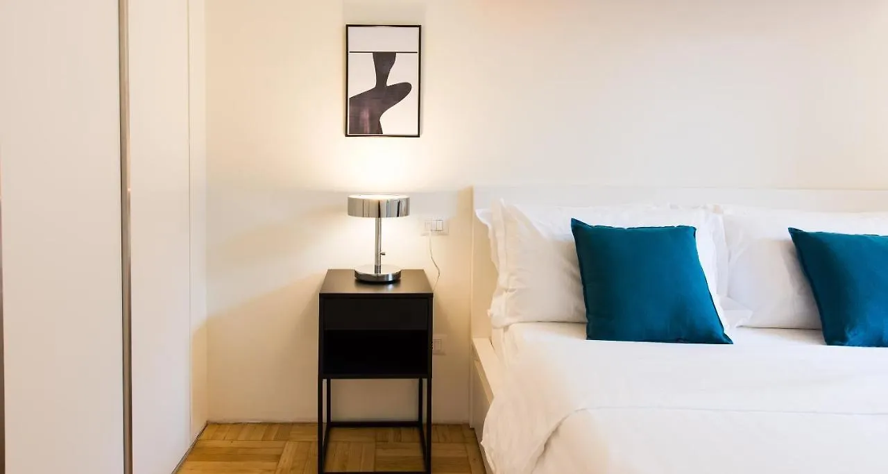 Dante Apartment By Holiday Solutions Como Italien